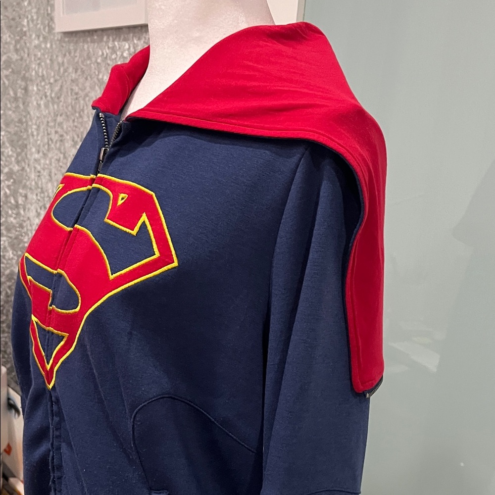 Hot Topic Supergirl Zip Jacket Size Large - Picture 7 of 11